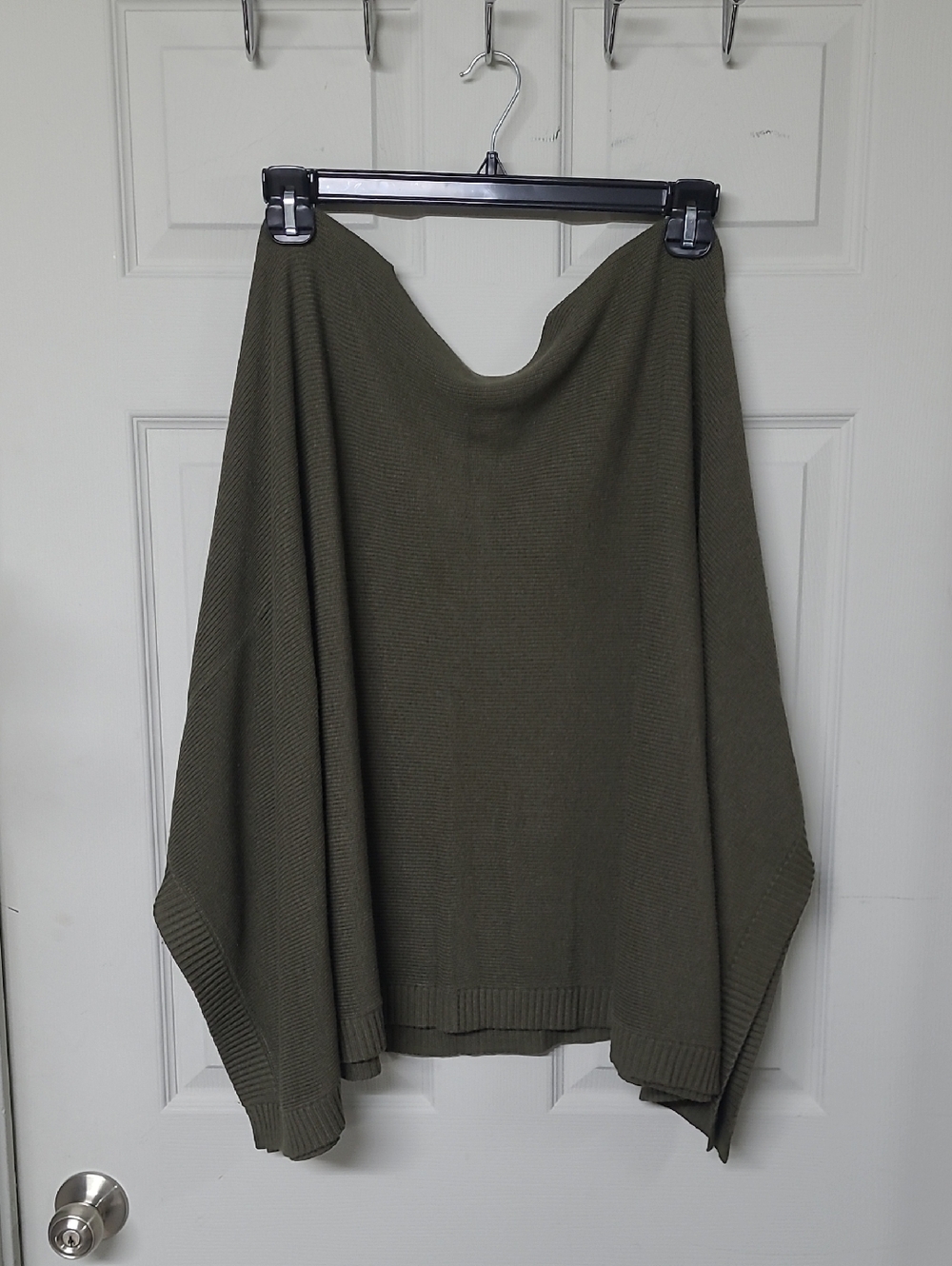 Lululemon Olive Green Knit Poncho OS Like New